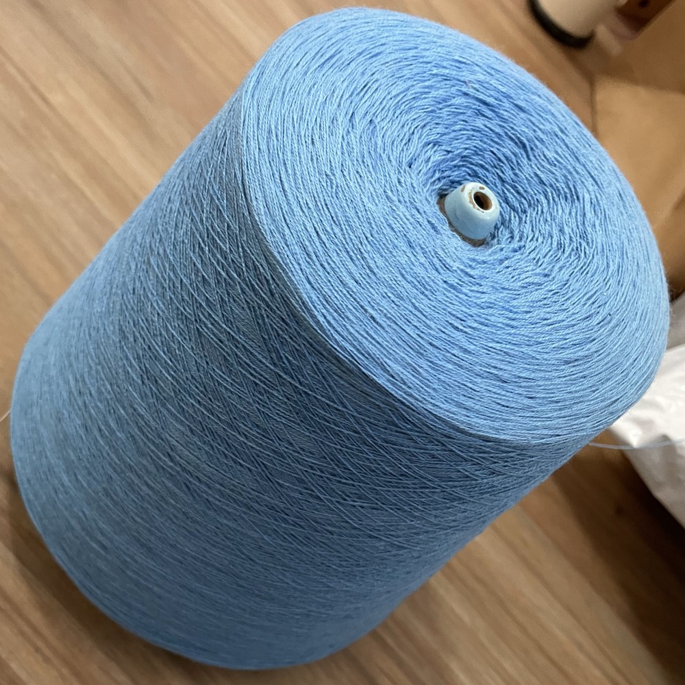 blue cone of cotton/poly thread - about 1kg